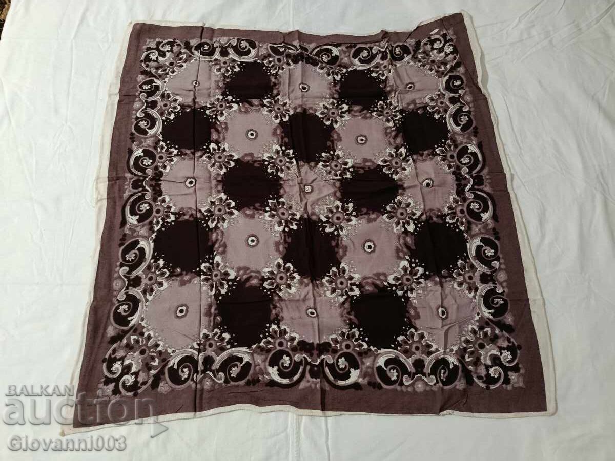 забрадка за глава 155 с цена € 22.00 | 43.03 лв. забрадка за глава 155 с цена € 22.00 | 43.03 лв.