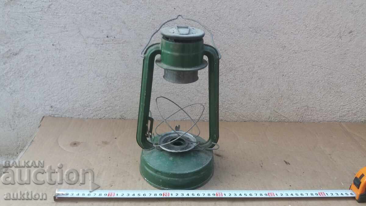 ΚΟΡΠΟΥΣ ΑΠΟ ΣΟΤΣ. ΣΤΡΑΤΙΩΤΙΚΟ ΦΑΝΑΡΙ ΚΟΡΠΟΥΣ ΑΠΟ ΣΟΤΣ. ΣΤΡΑΤΙΩΤΙΚΟ ΦΑΝΑΡΙ