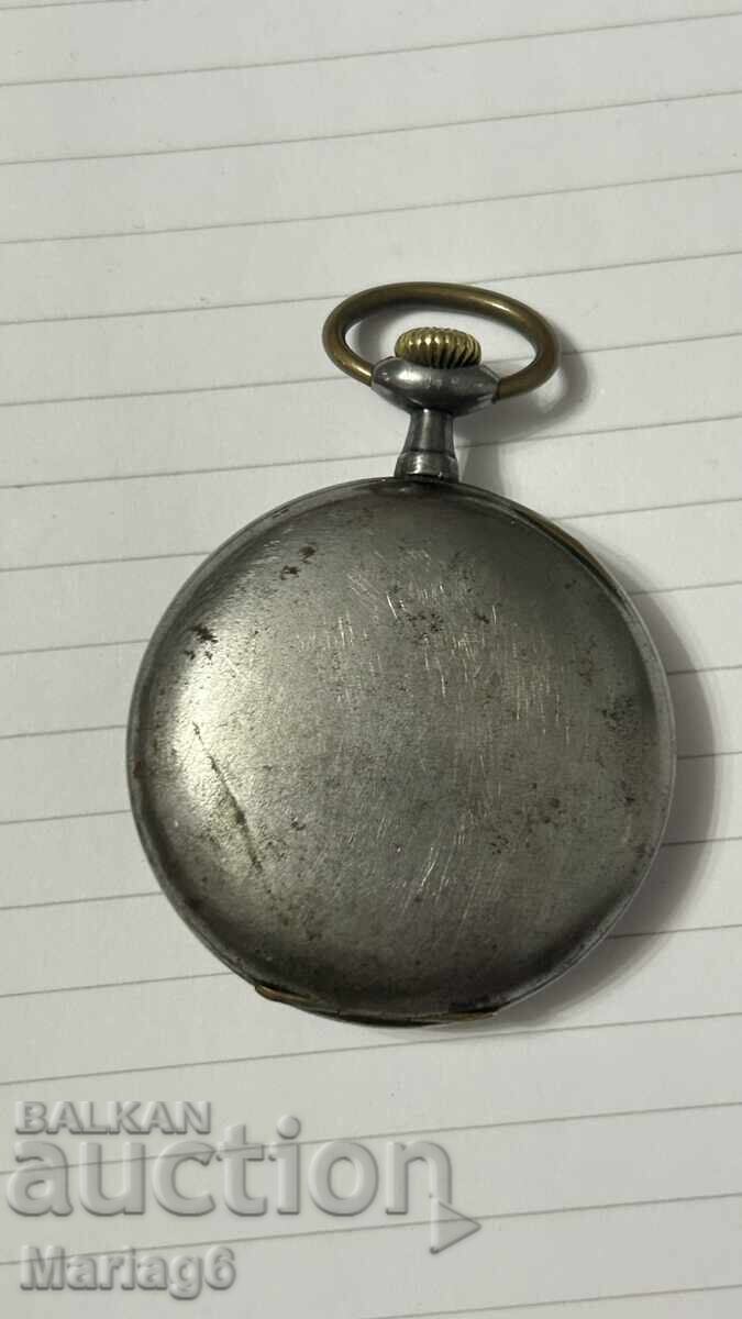 Ανδρικό σιδερένιο ρολόι παλιό, Λειτουργεί άψογα 50mm με τιμή € 0.01 | 0.02 BGN Ανδρικό σιδερένιο ρολόι παλιό, Λειτουργεί άψογα 50mm με τιμή € 0.01 | 0.02 BGN