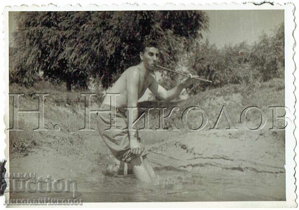 MICĂ POZĂ VECHE VIAȚA MILITARĂ DE SOLDAT E801