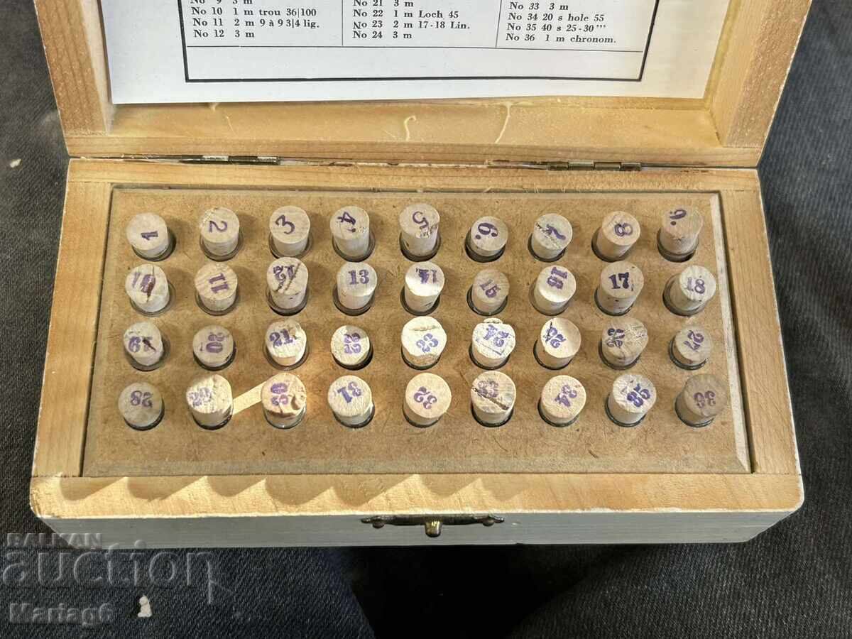 Licitație Set favorit de rubine, lagăre pentru ceasuri complete!