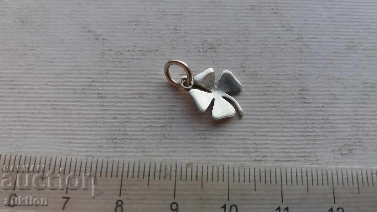 Ασημένιο Τριφύλλι - Μεταλλιόν - Κόσμημα με τιμή € 4.99 | 9.76 BGN