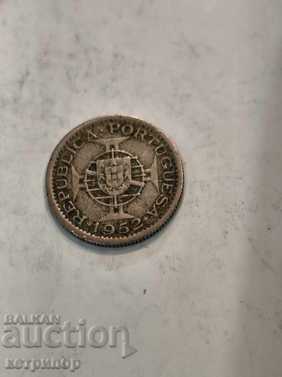 50 авос Макао 1952 г. с цена € 7.00 | 13.69 лв.
