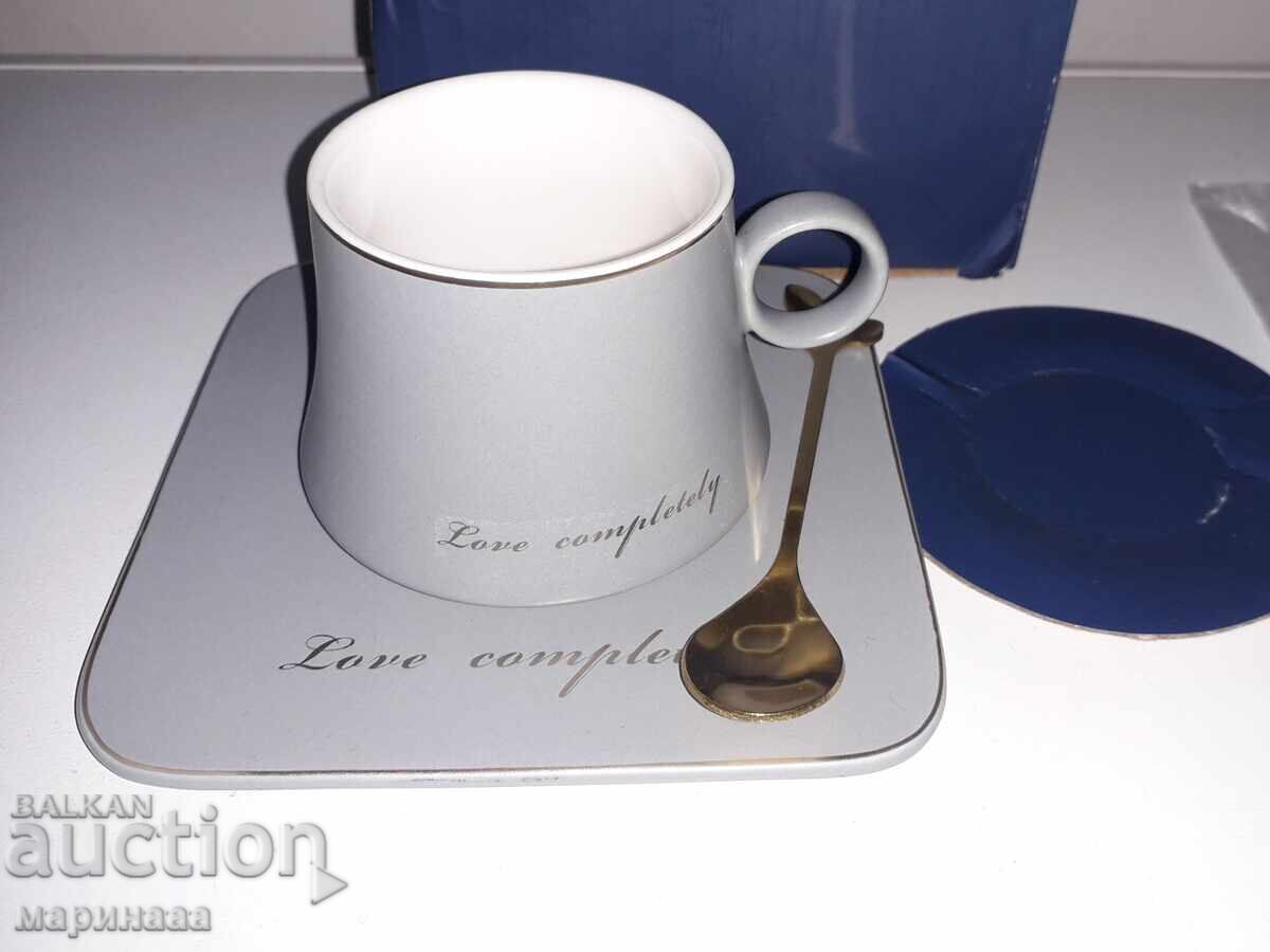 КОМПЛЕКТ ЗА КАФЕ '' LOVE COMPLETELY''. ПОРЦЕЛАН - 5