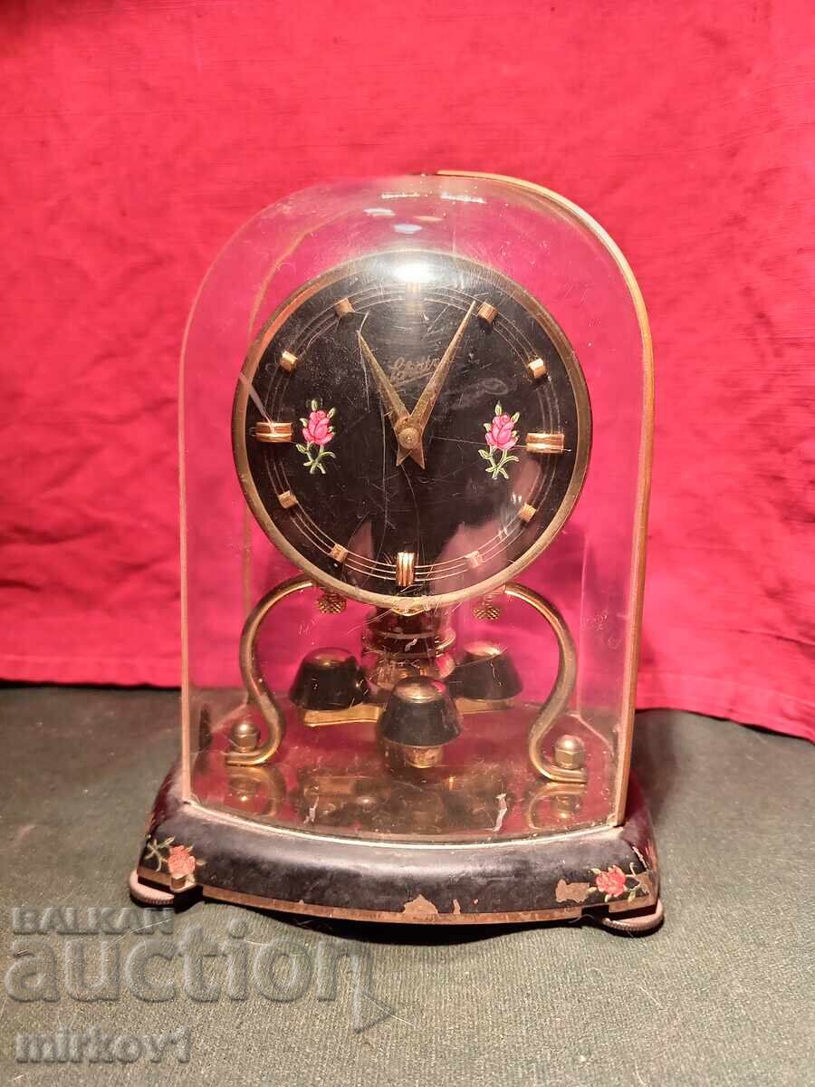 Германски годишен часовник Schatz