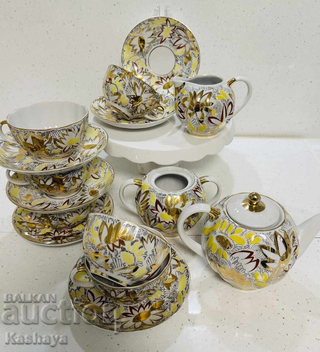 ЛФЗ “”Золотые ромашки « 18К Gold Finish с цена € 280.00 | 547.63 лв.