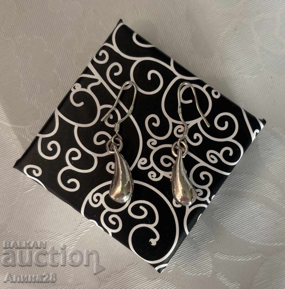 Сребърни обеци ,печат 925 с цена € 5.00 | 9.78 лв.