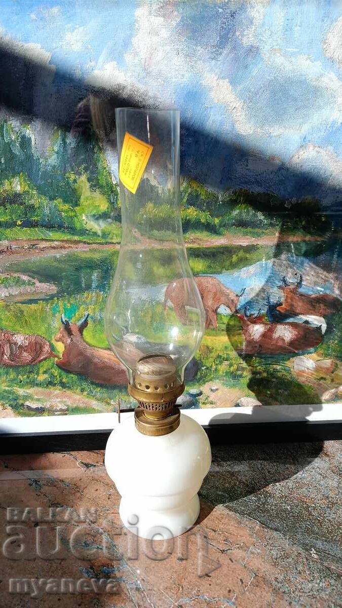 Livrarea Lampă de gaz veche, din porțelan, bulgărească, din perioada socialistă (SOTSA)