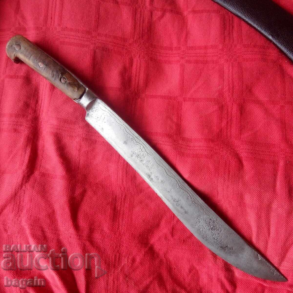 Каракулак, овчарски нож, ятаган.