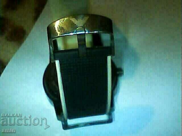 Livrarea frumoasa armani 4 locuri functioneaza perfect Livrarea frumoasa armani 4 locuri functioneaza perfect