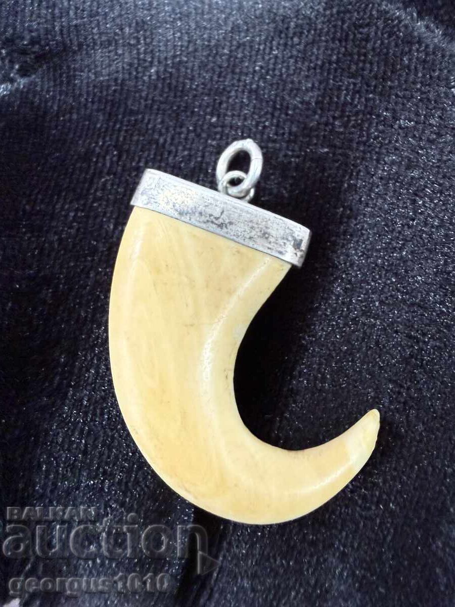 Violin made of bone with silver fittings No. 7834 - 5 Violin made of bone with silver fittings No. 7834 - 5