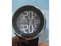 Gucci Men's Digital Wristwatch