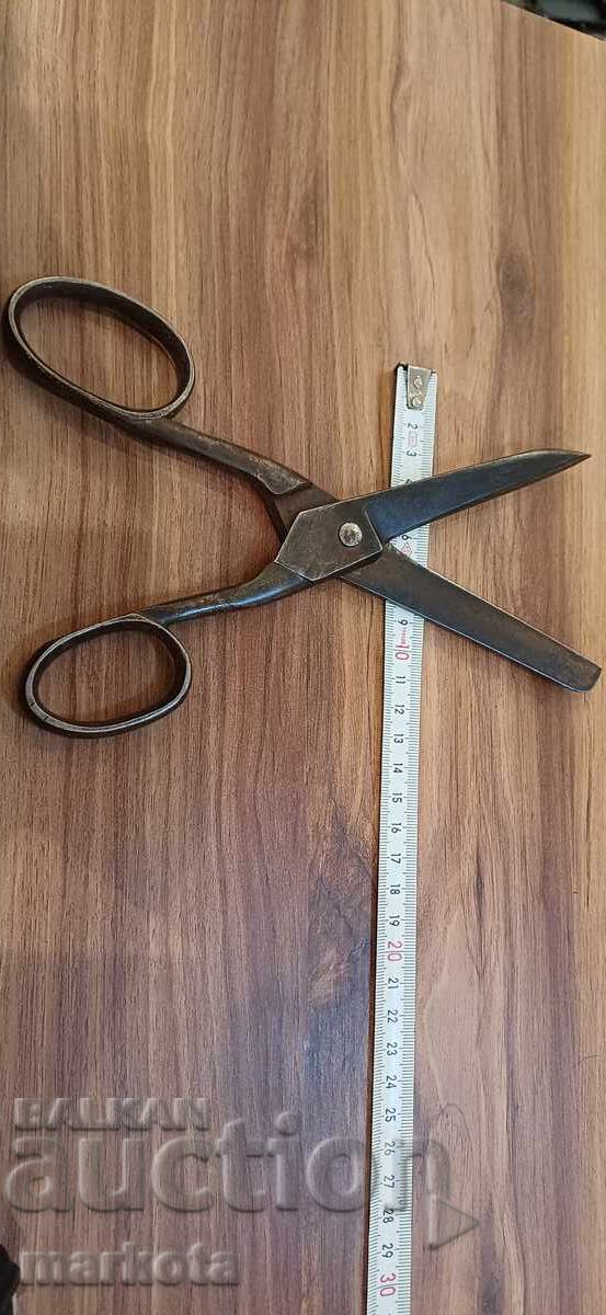 Δημοπρασία Παλιό ψαλίδι ραπτικής - ,,Sheffield"