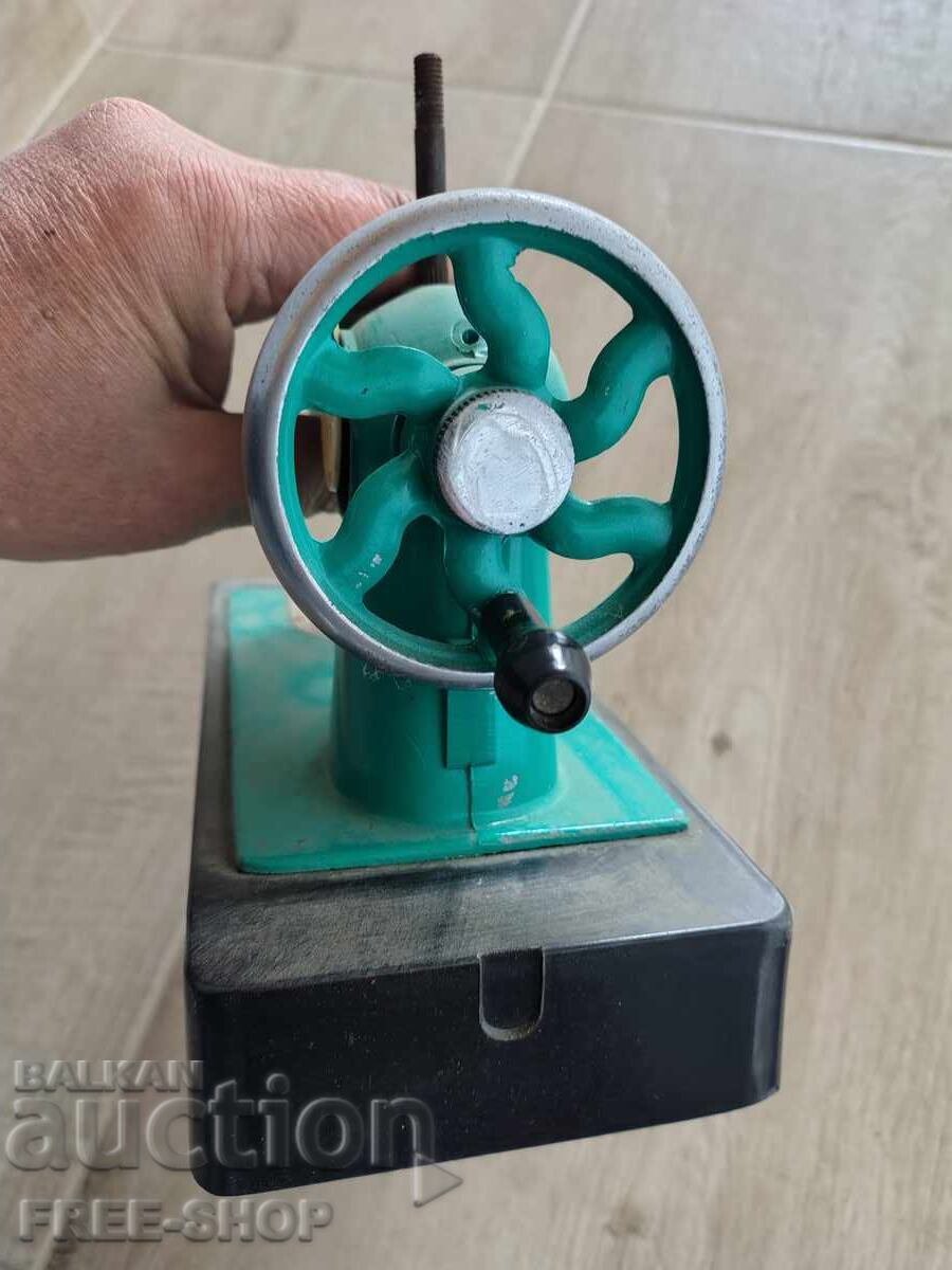 Ραπτομηχανή με τιμή € 19.99 | 39.10 BGN