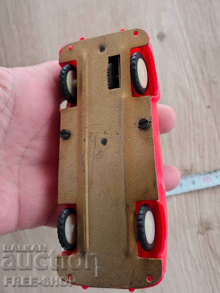 Ένα παλιό παιχνίδι με τιμή € 15.00 | 29.34 BGN