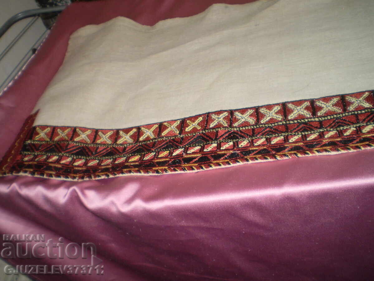 Perdea vintage brodată manual, broderie roșie - 5