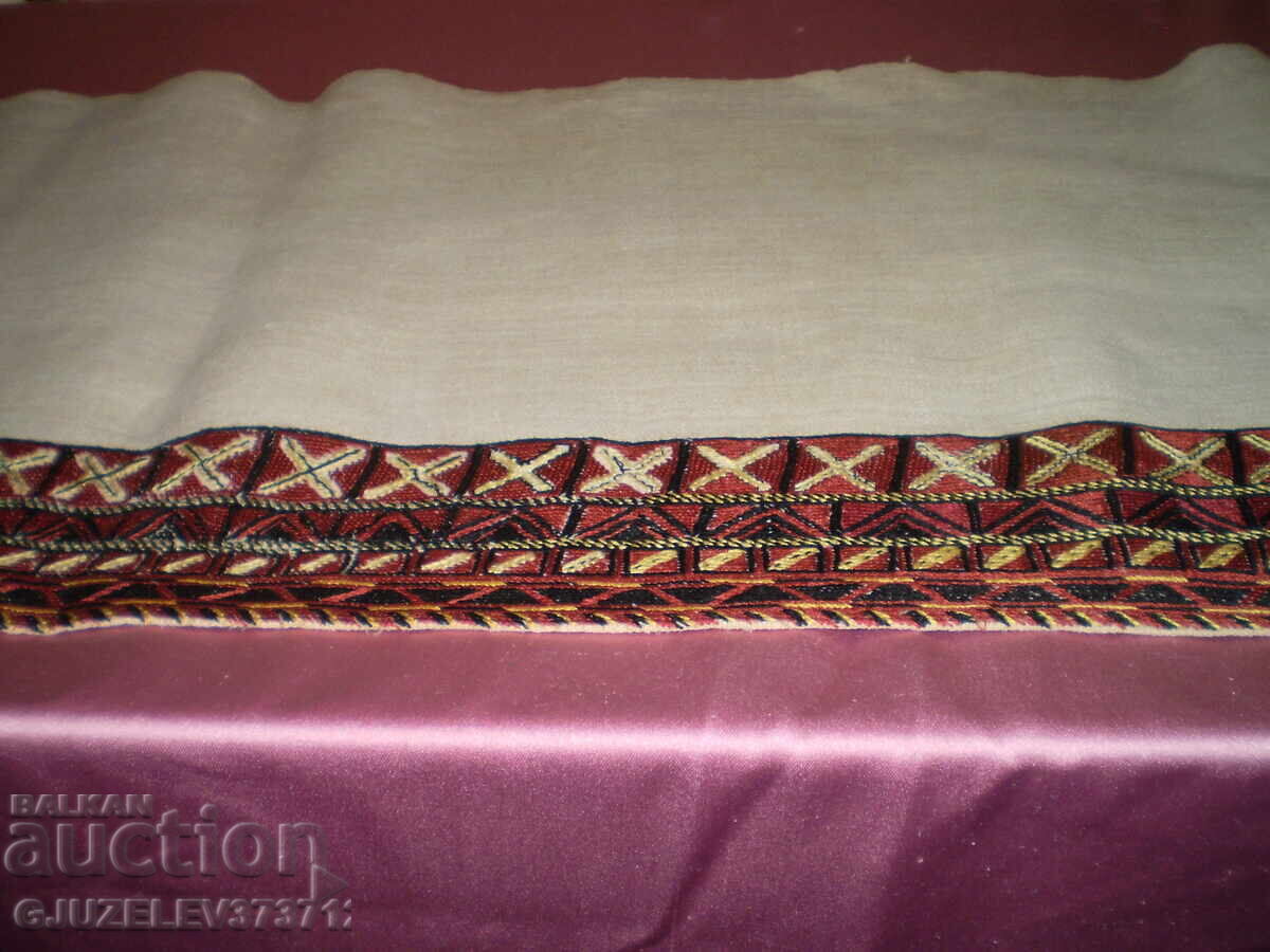 Perdea vintage brodată manual, broderie roșie - 6