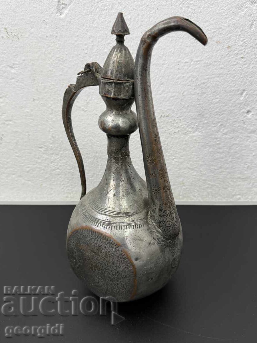 Аукцион Автентичен османски ибрик с гравюри. №7844