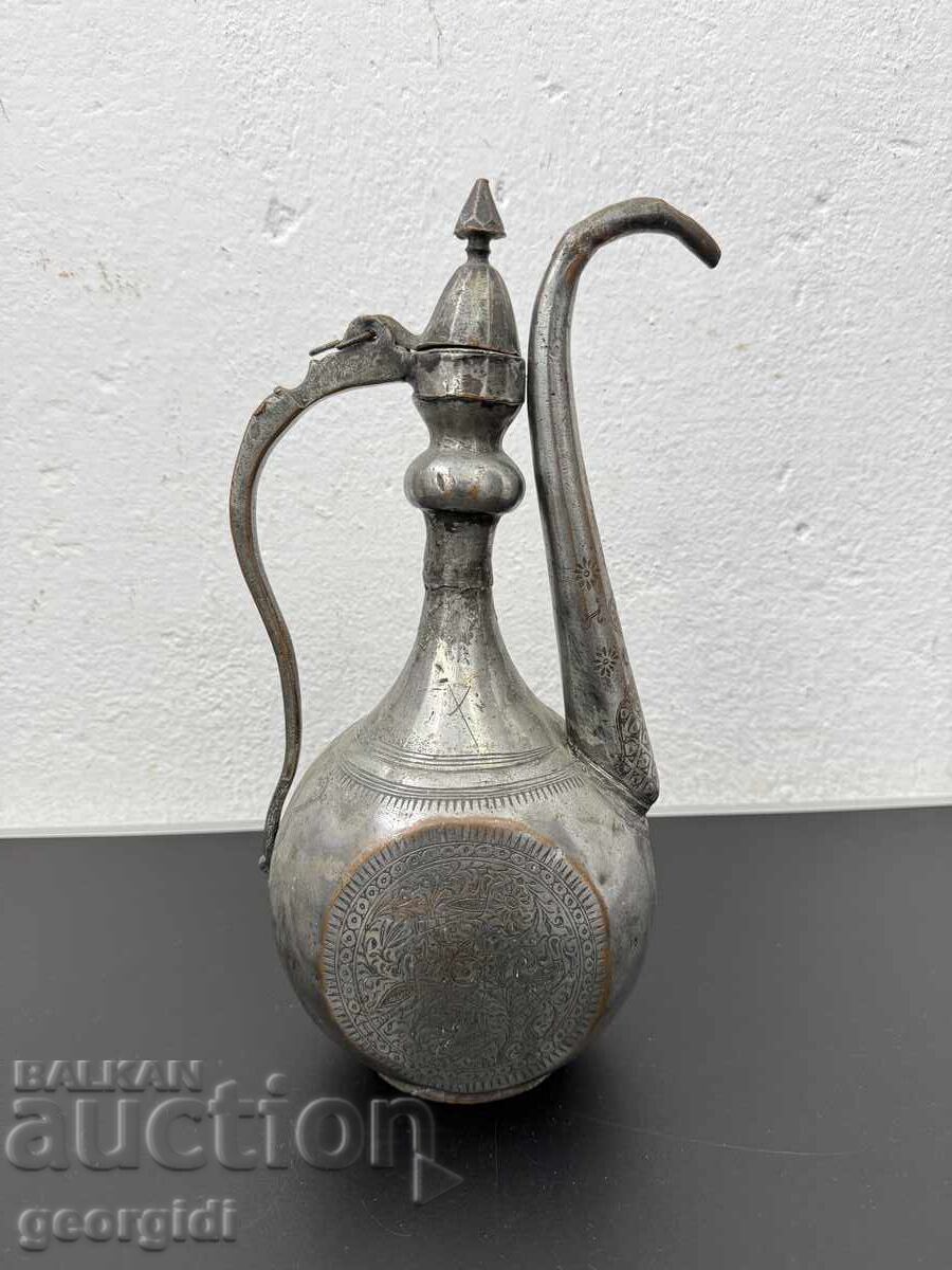 Автентичен османски ибрик с гравюри. №7844