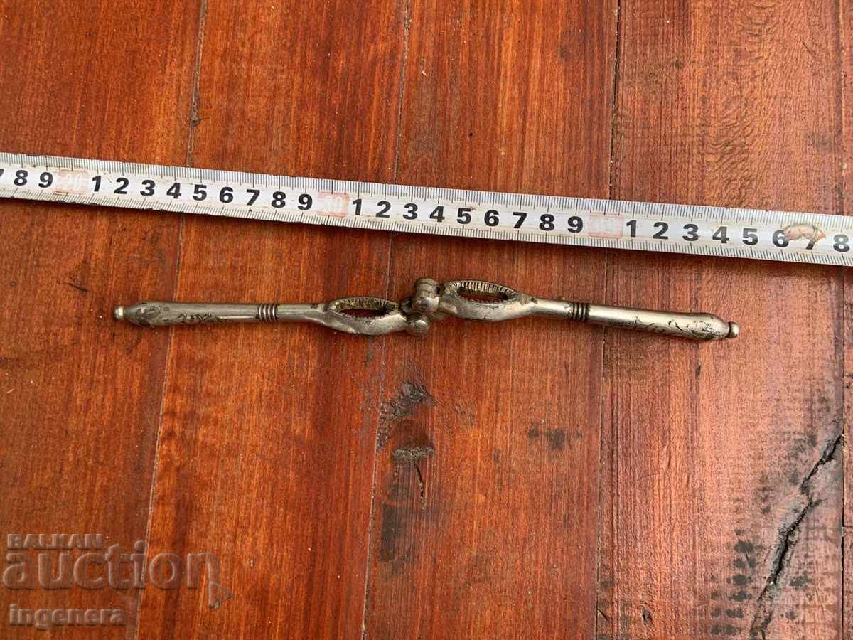 ЛЕШНИКОТРОШАЧКА ПОСРЕБРЕНА ОРНАМЕНТИ СТАРА АНГЛИЯ-АНТИКА - 6