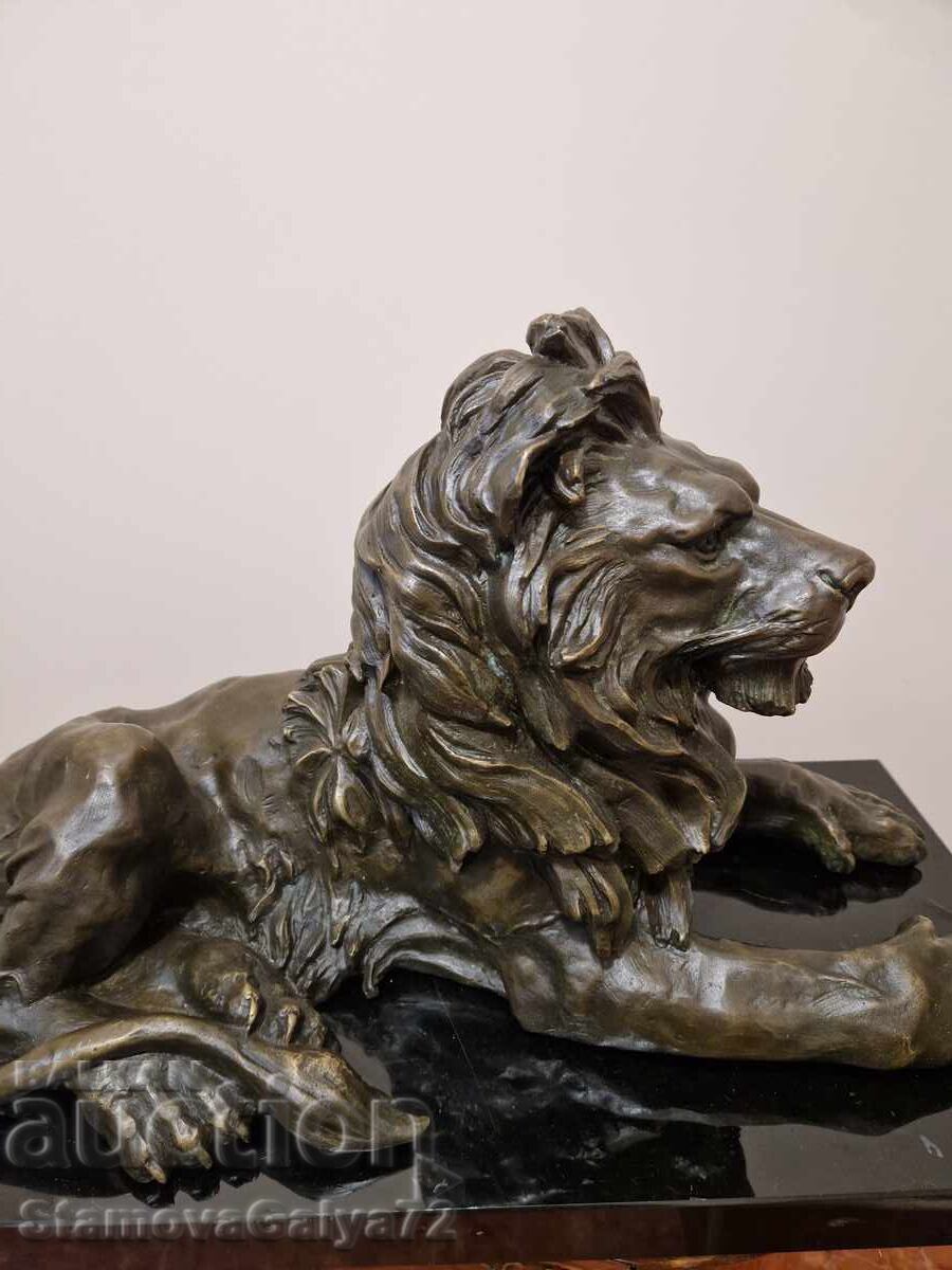 O statuetă unică din bronz francez antic - 6
