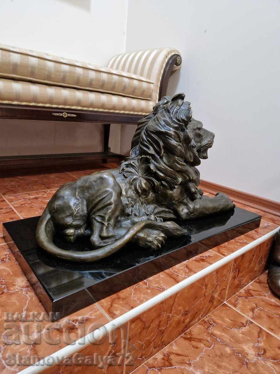 O statuetă unică din bronz francez antic - 7