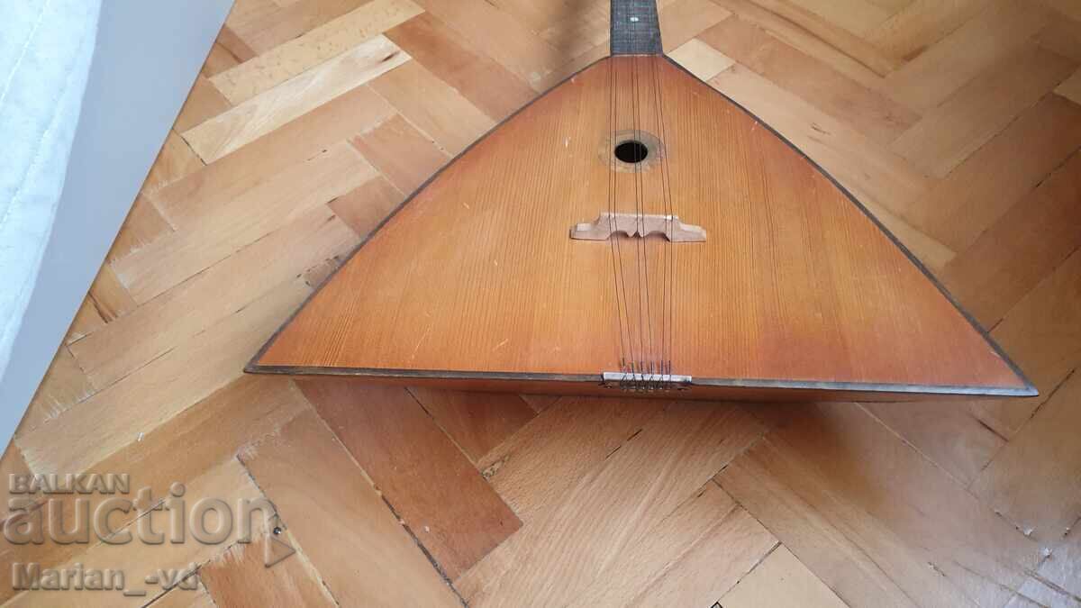 Έγχορδο μουσικό όργανο - Μπαλαλάικα - 5