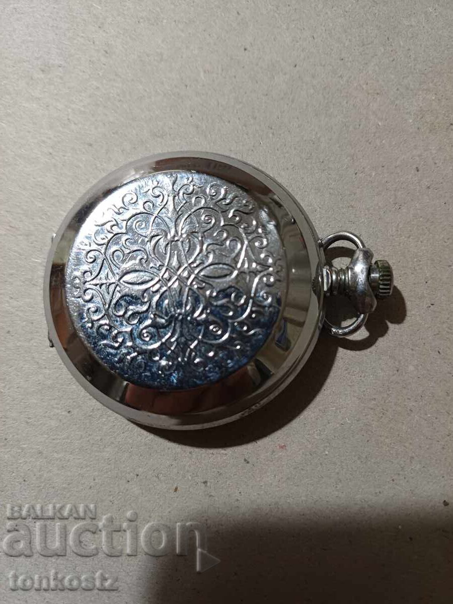 Ceas fulger cu capac cu preț € 25.00 | 48.90 BGN