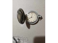 Часовник  мълния с капаци