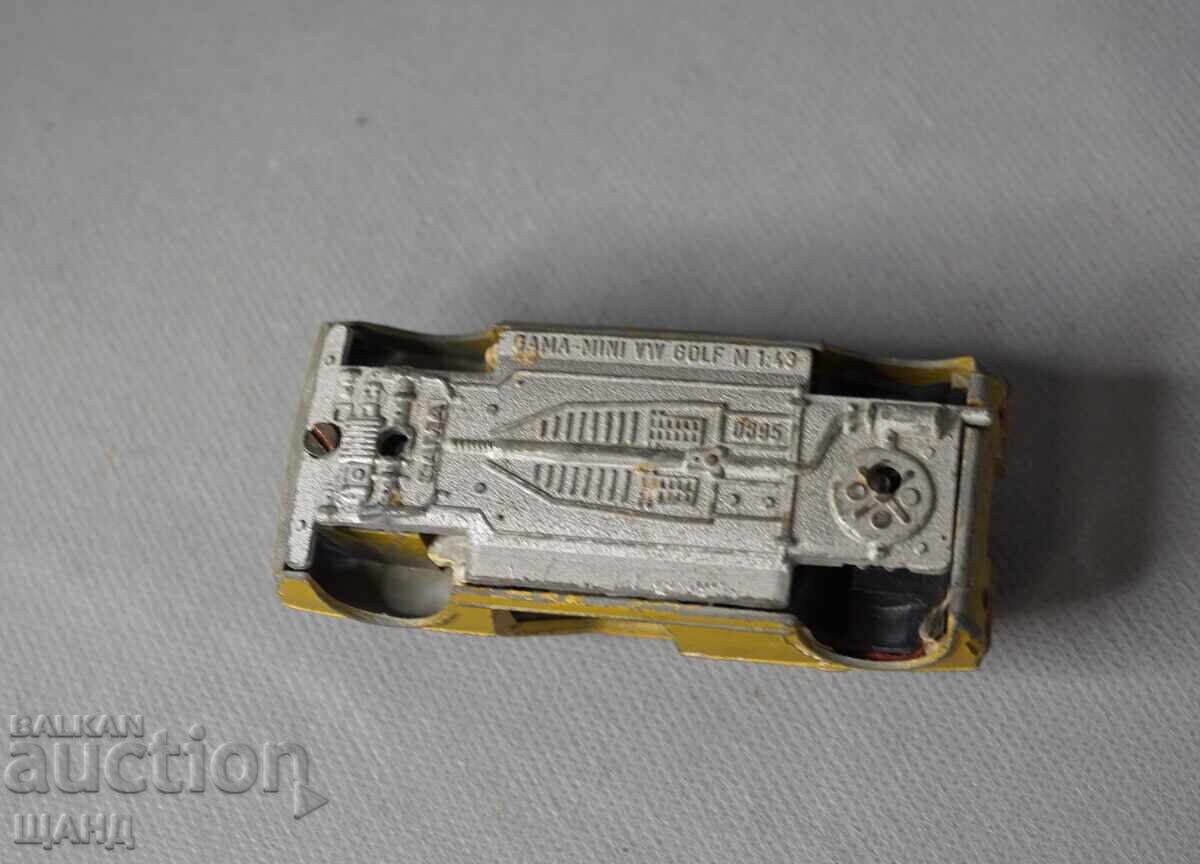 Livrarea GAMA VW GOLF Jucărie veche metalică model mașină 1/43
