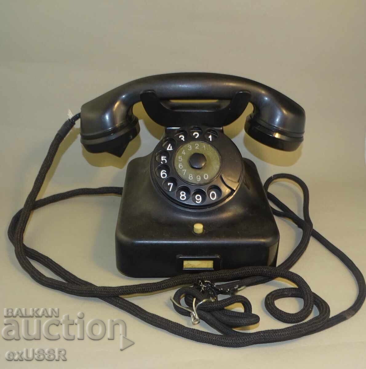 Стар телефон Сименс с цена € 20.00 | 39.12 лв.