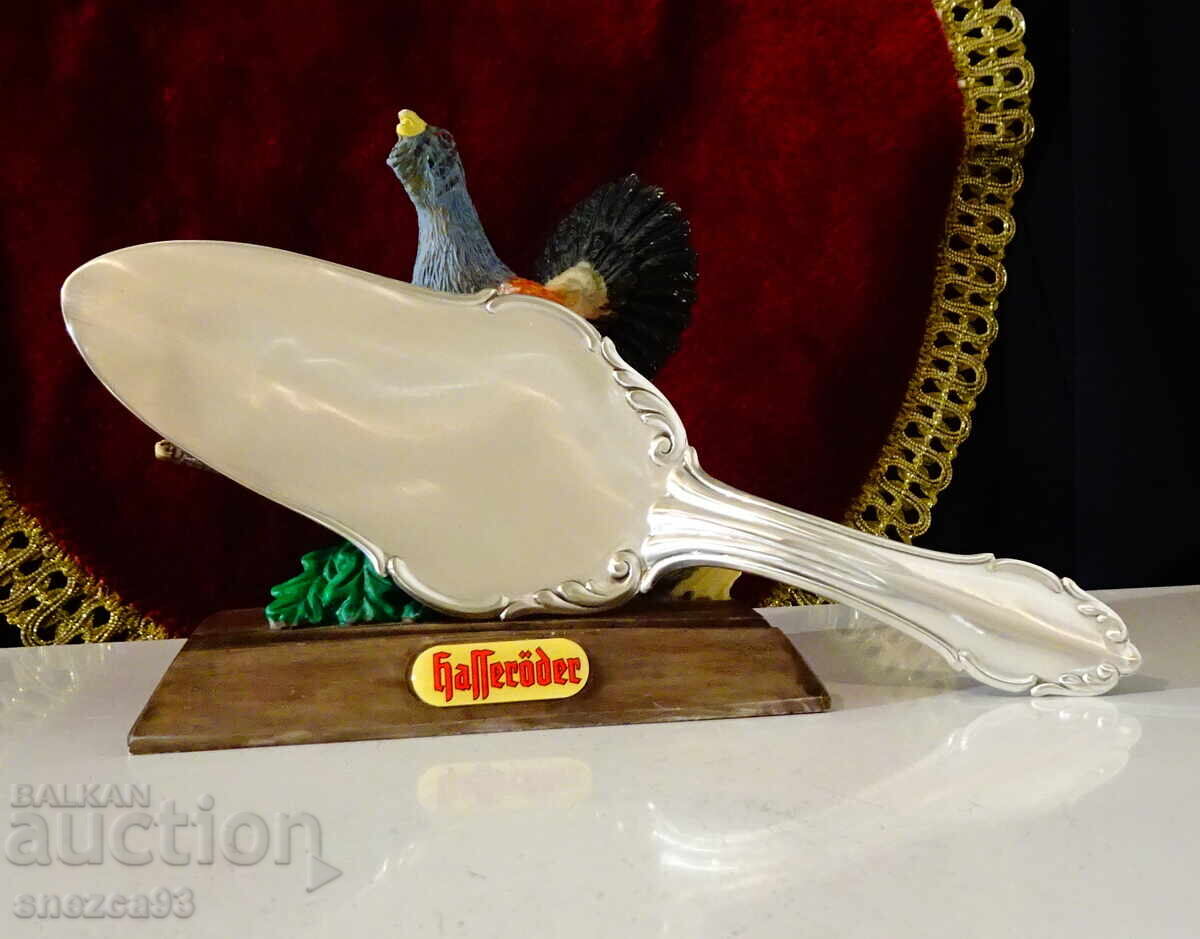 Silver-plated cake server Hoka 90, baroque with price € 13.00 | 25.43 BGN Silver-plated cake server Hoka 90, baroque with price € 13.00 | 25.43 BGN