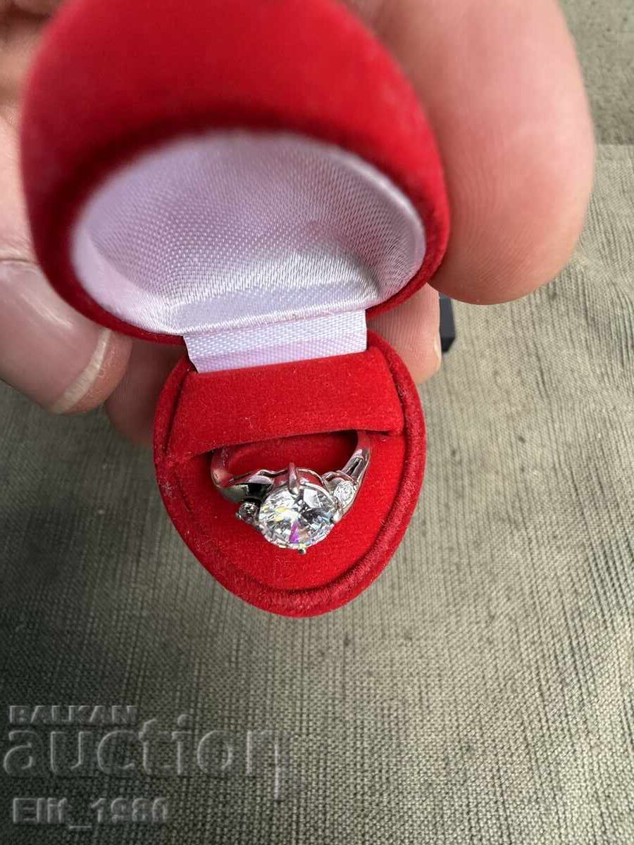 Сребърен пръстен