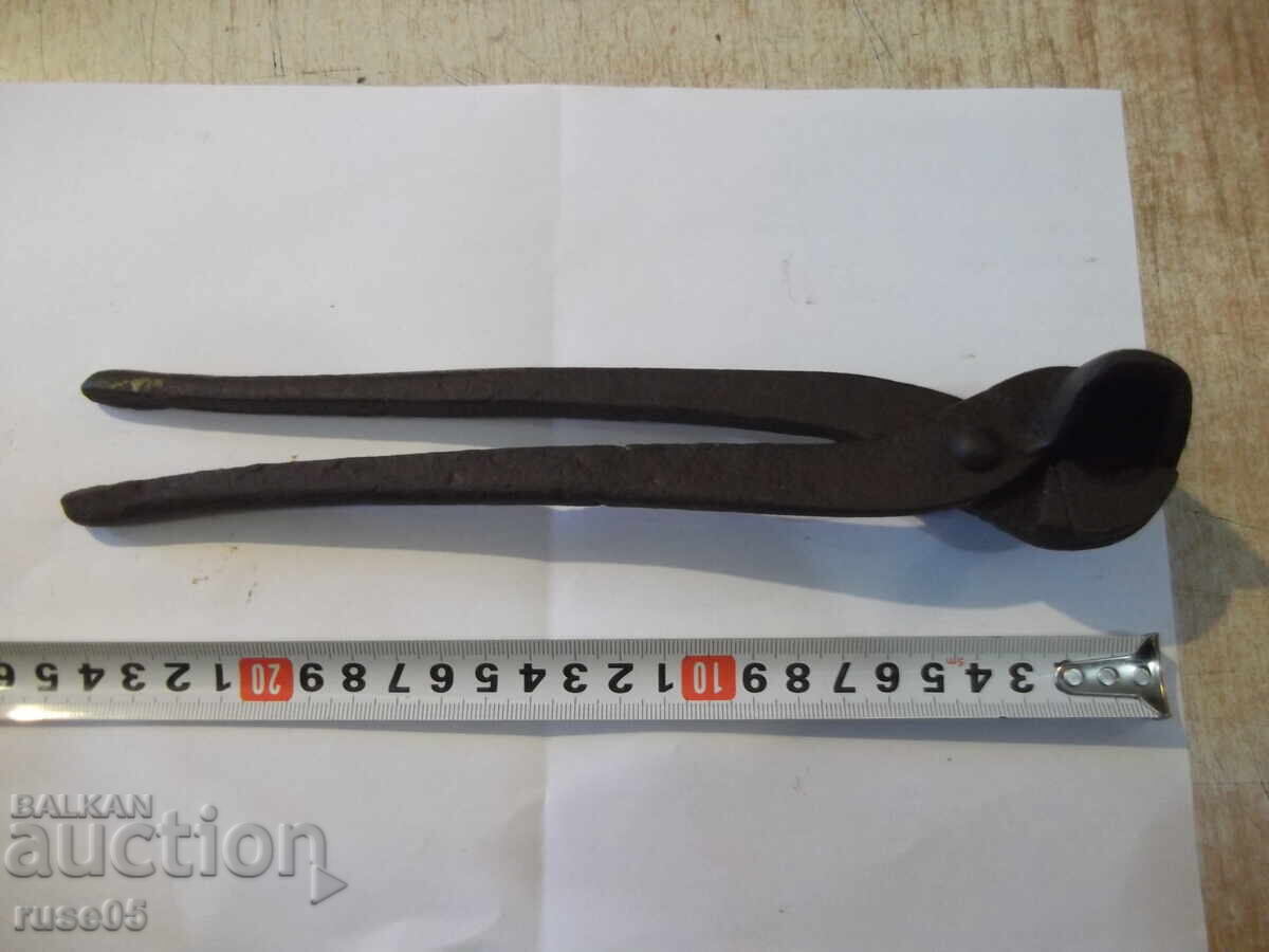 Клещи стари за огъване на бергманова тръба с цена € 7.67 | 15.00 лв.