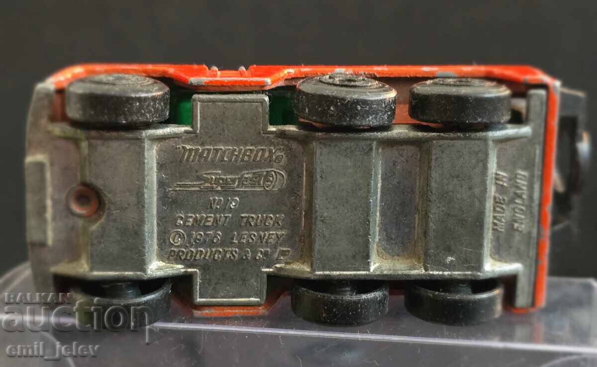 LESNEY MATCHBOX superfast-19C Cement Truck 1976-1981 год. - 6