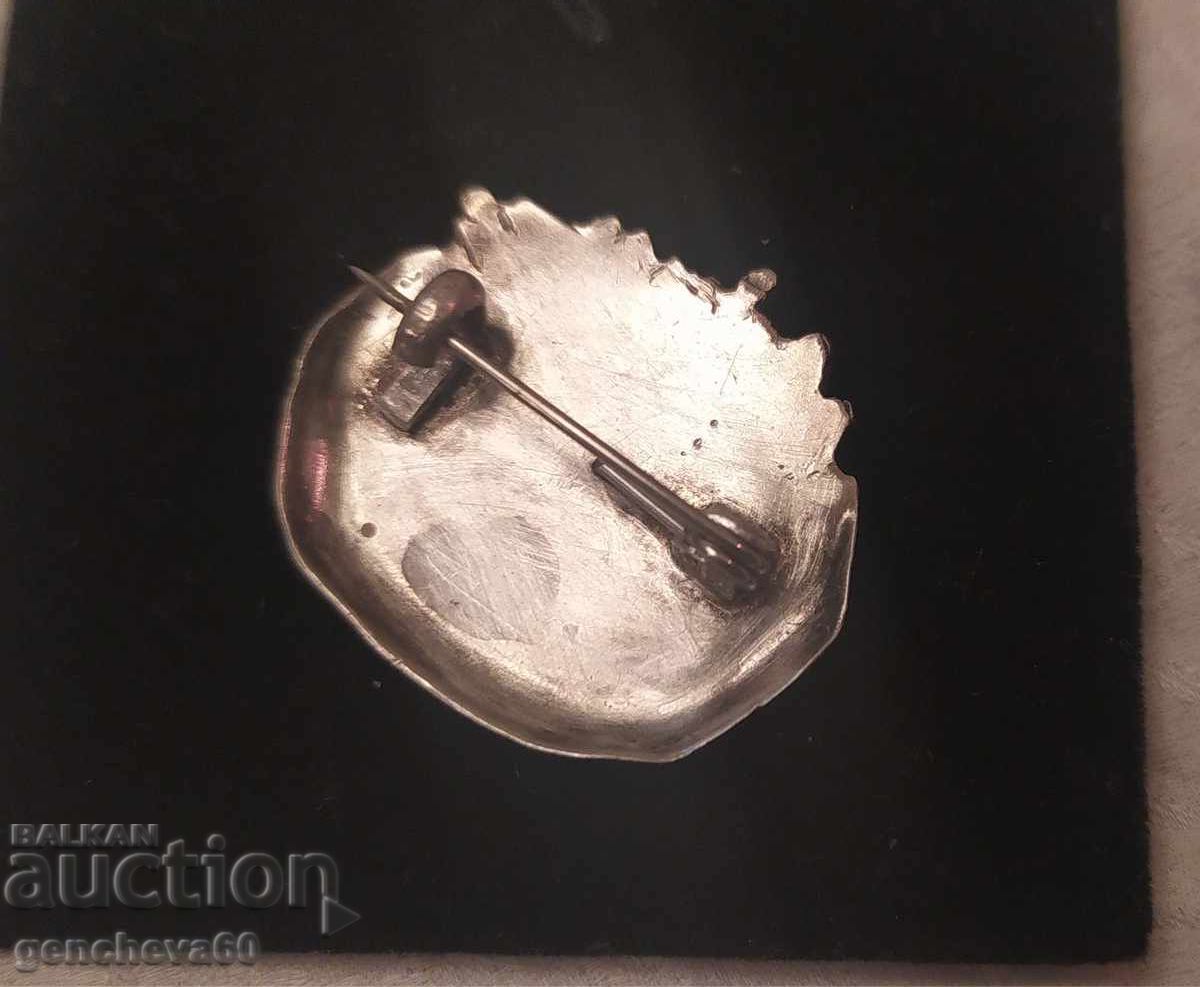 Livrarea Broșă antică din argint cu agat natural Livrarea Broșă antică din argint cu agat natural