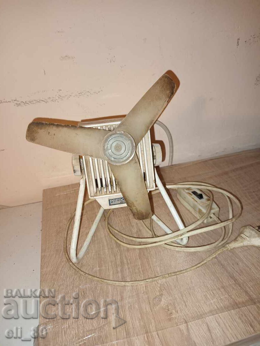 Old Bulgarian Fan with price € 95.00 | 185.80 BGN Old Bulgarian Fan with price € 95.00 | 185.80 BGN