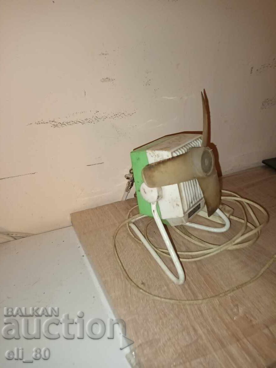 Licitație Vechi ventilator bulgăresc