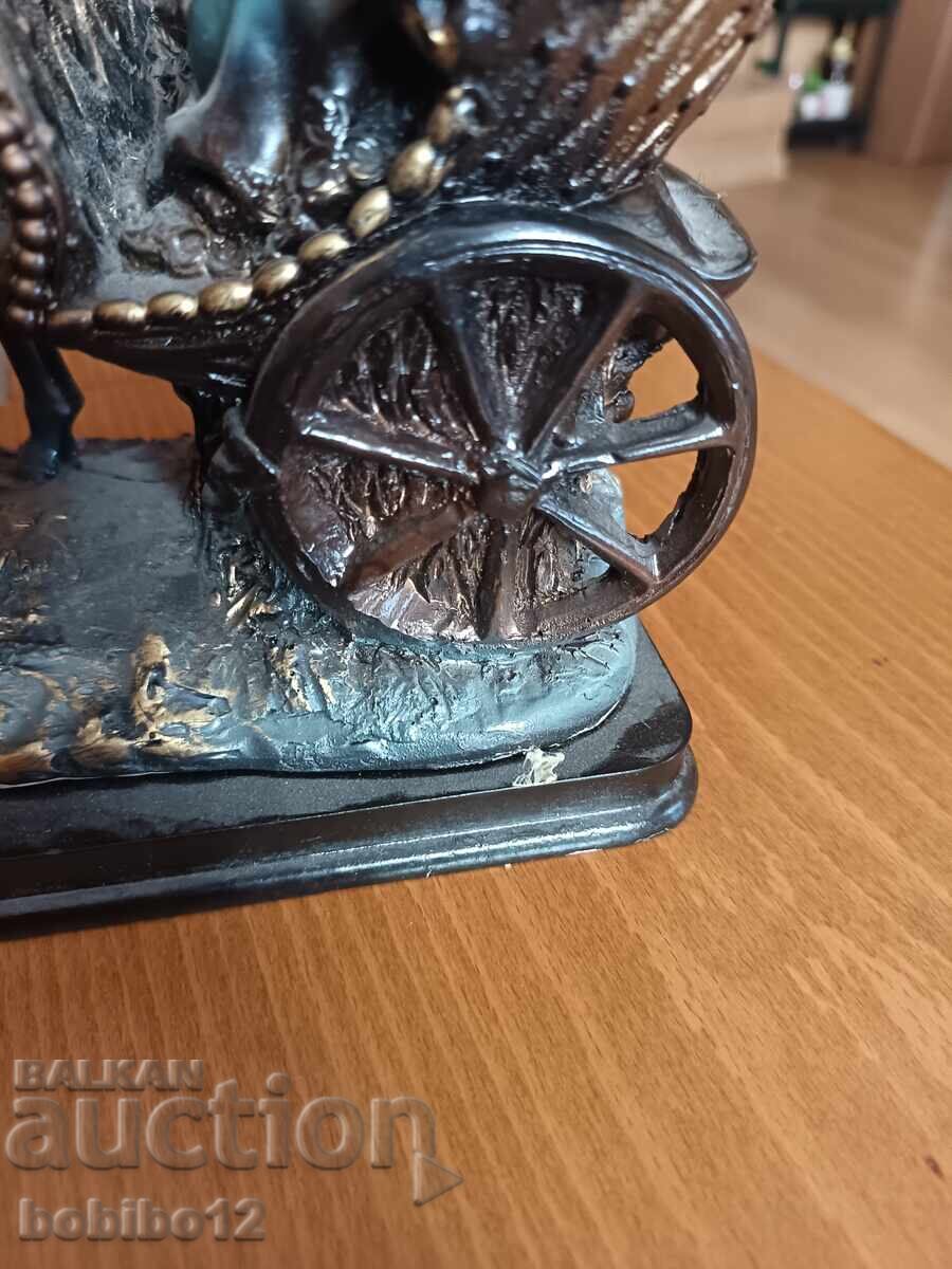 Statuetă cal cu trăsură - 7
