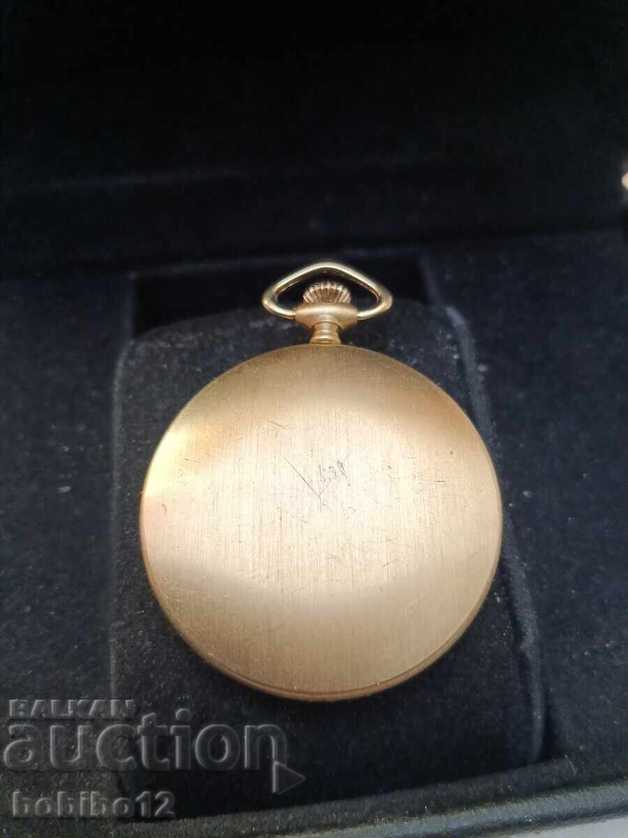 Джобен швейцарски часовник PREDIAL с цена € 70.00 | 136.91 лв.