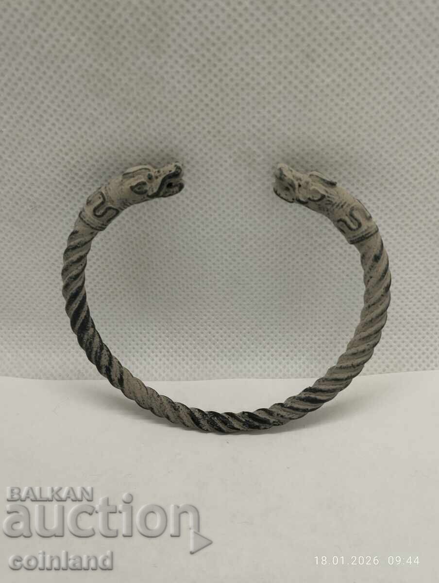Auction  Ancient Bronze Roman Bracelet - REPLICA REPRODUCTION