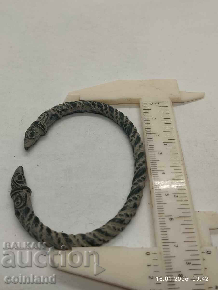 Delivery of Ancient Bronze Roman Bracelet - REPLICA REPRODUCTION Delivery of Ancient Bronze Roman Bracelet - REPLICA REPRODUCTION