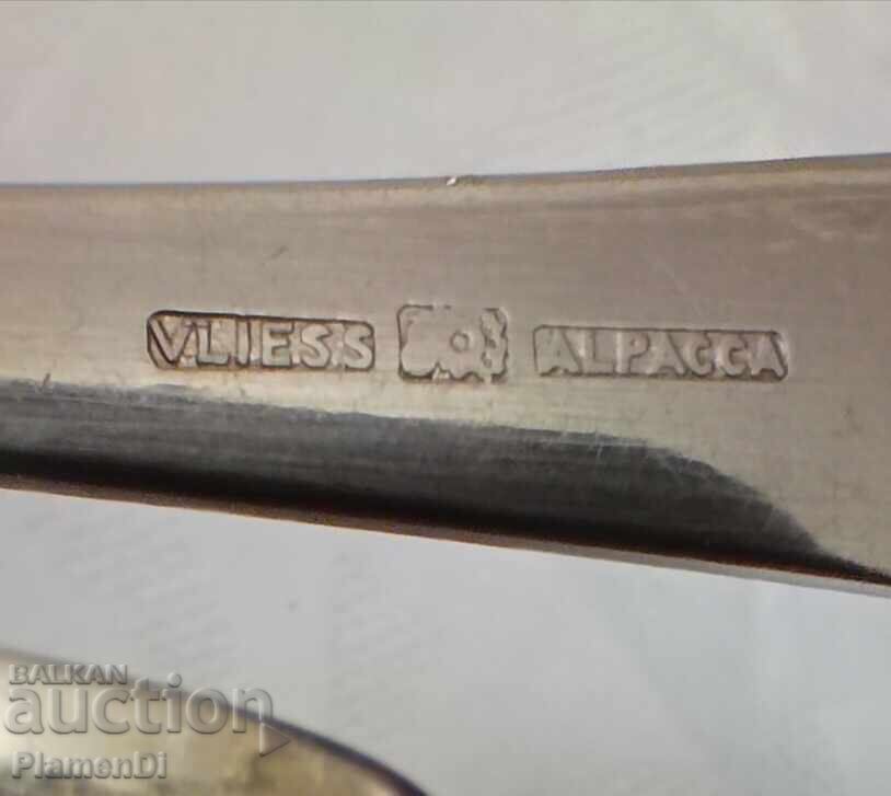 Livrarea Furculițe vintage de la "VLIESS C&L ALPACCA" 1920