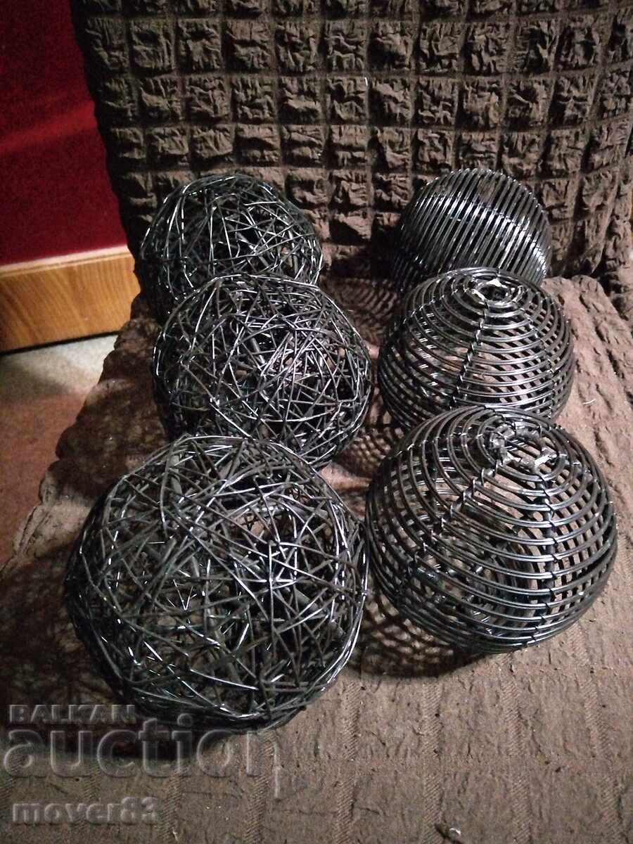 Decorațiune. Bile metalice. 6 bucăți