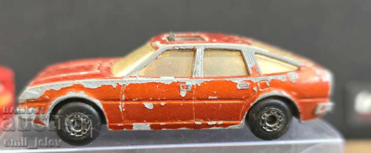 LESNEY MATCHBOX superfast-8D Rover 3500 1982 έτος
