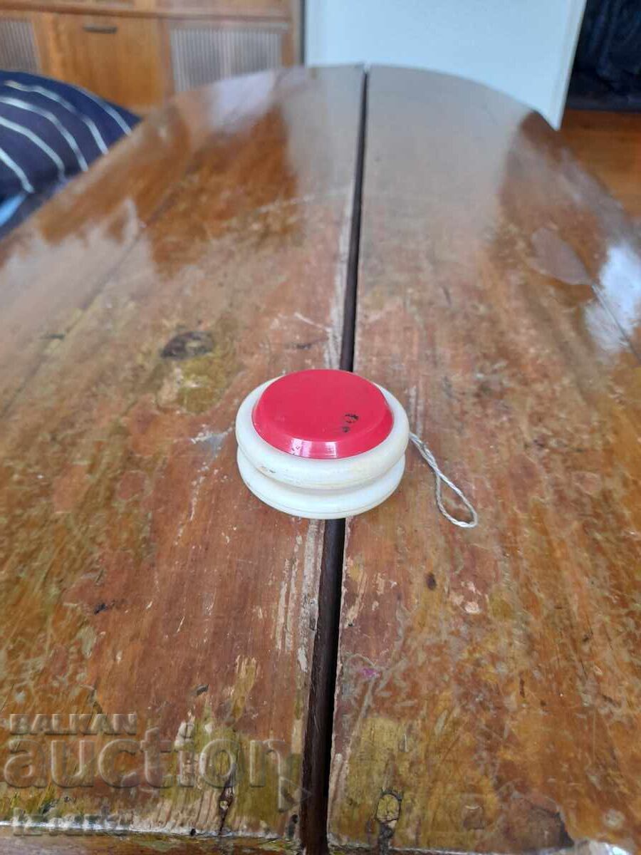Vechiă jucărie pentru copii Yo-Yo