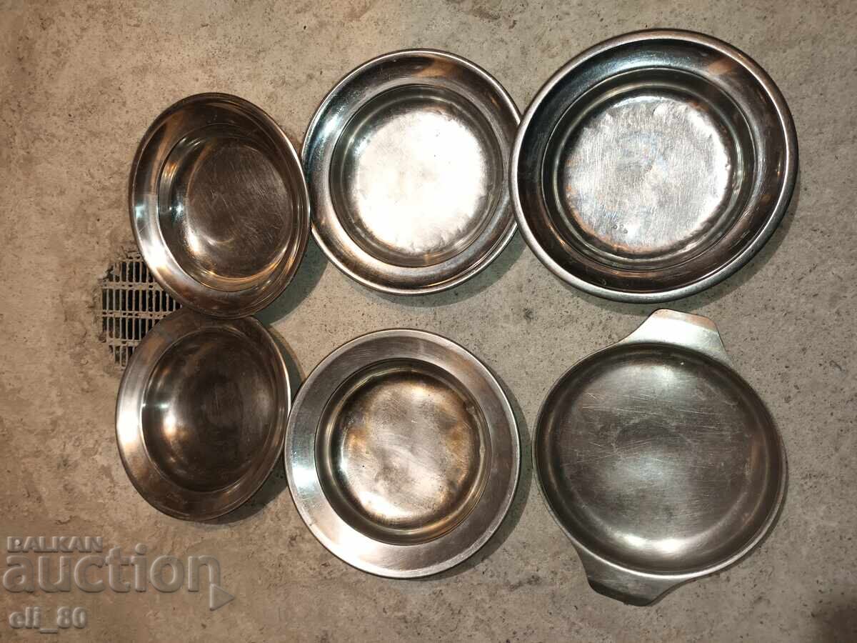 Πιατικά από αλπακά 6 τεμάχια, το ένα με χερούλια με τιμή € 10.00 | 19.56 BGN