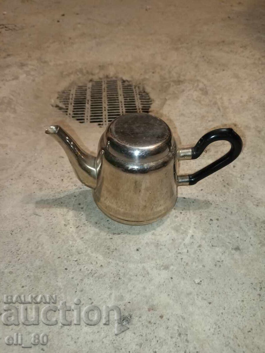 Δημοπρασία Μικρό τσαγιερό από αλπακά 200 γραμμαρίων