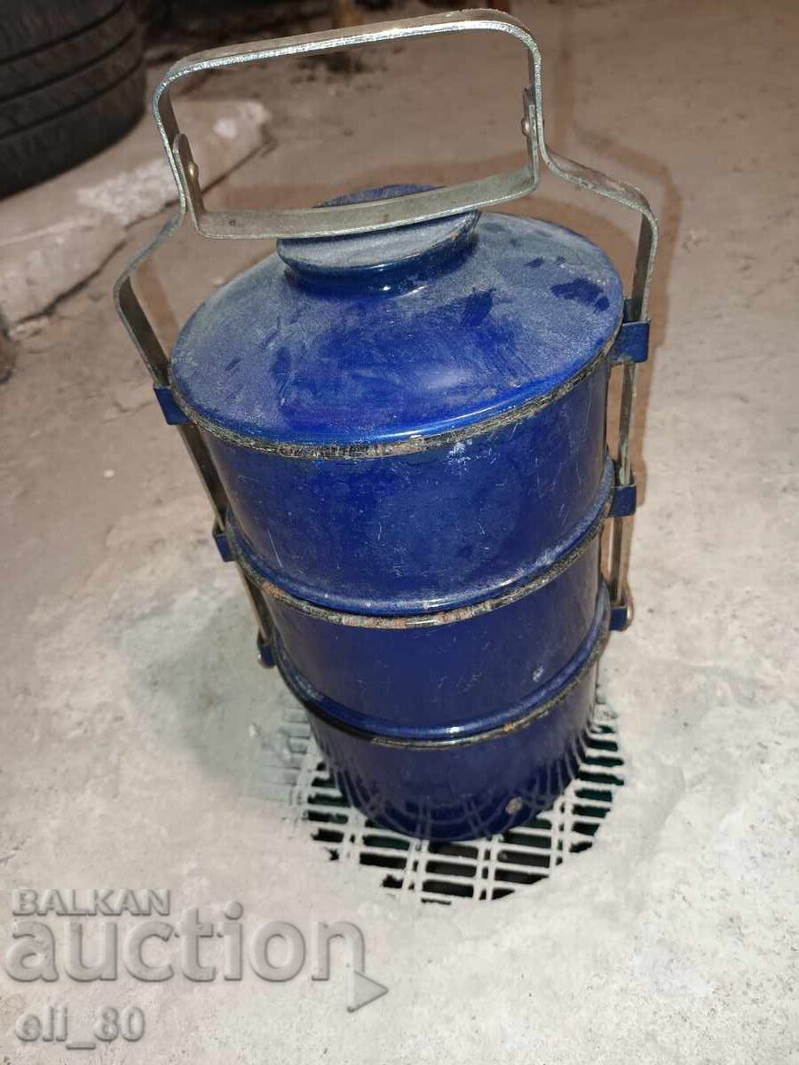 Παλιά σκεύη φαγητού σμαλτωμένα