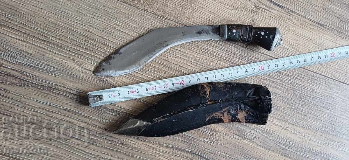 Licitație Pumnal vechi - KUKRI - macetă*